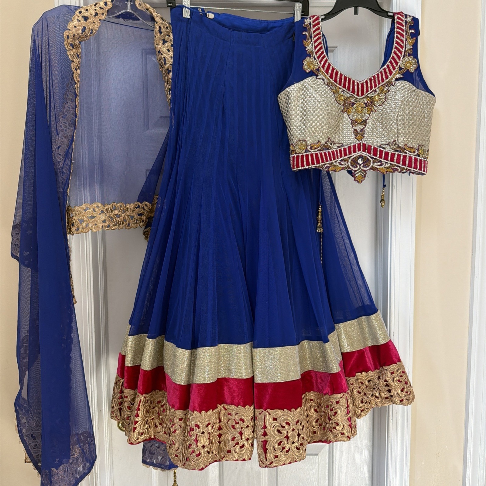 Women's Indian Lehenga Choli Dupatta 3 Pc Set Royal Blue Gold Embroidered Formal